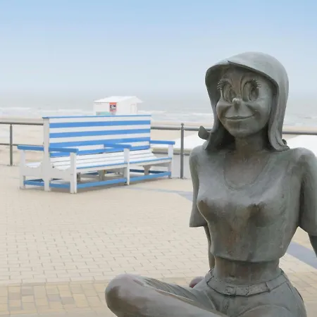 Modern With Spacious Terrace *