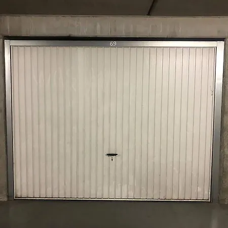 Modern With Spacious Terrace Middelkerke